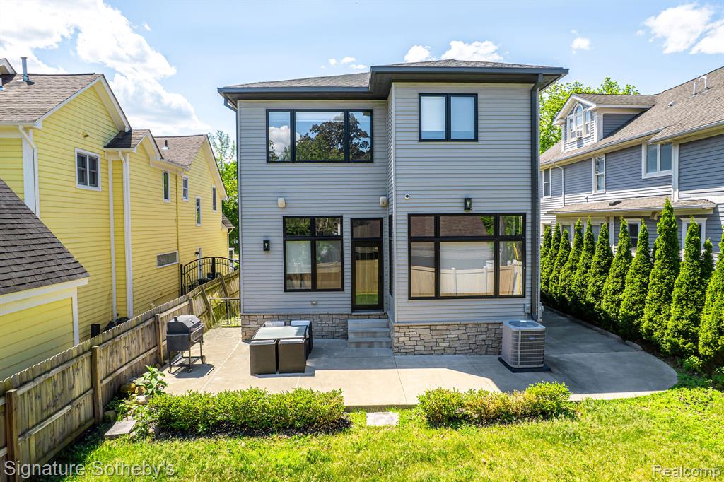 751 S Bates Street, Birmingham, MI 48009 — Photo 27
