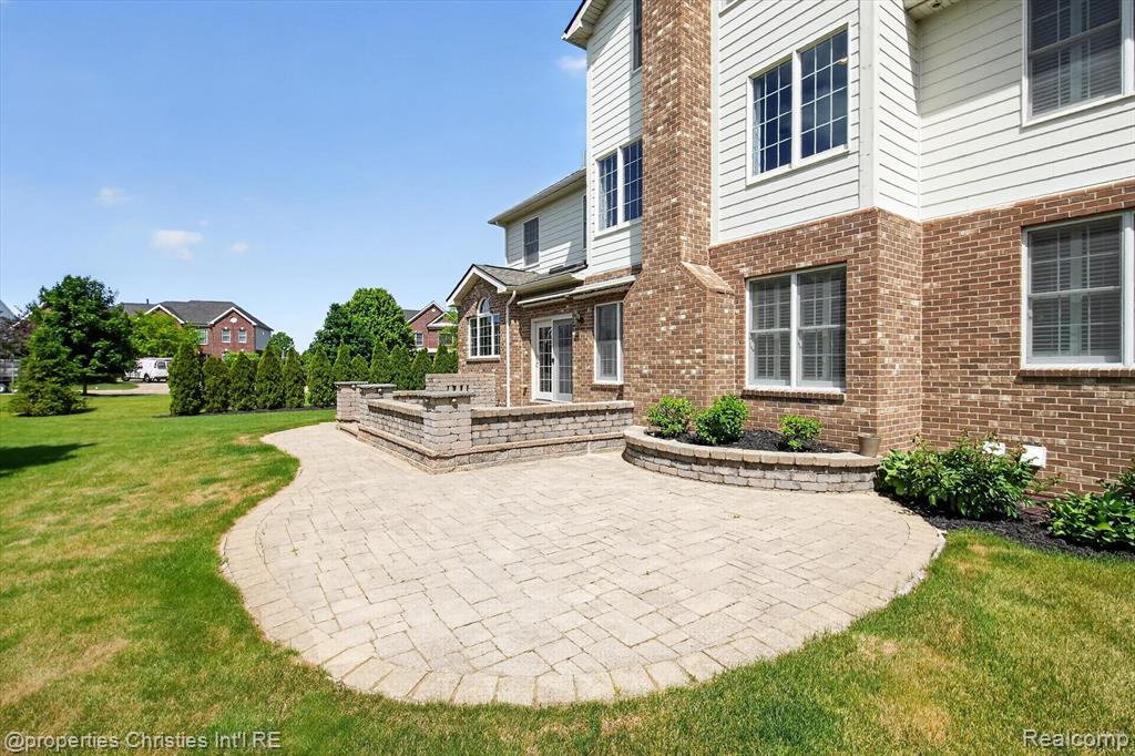 46592 Pinehurst Circle N, Northville, MI 48168 — Photo 72