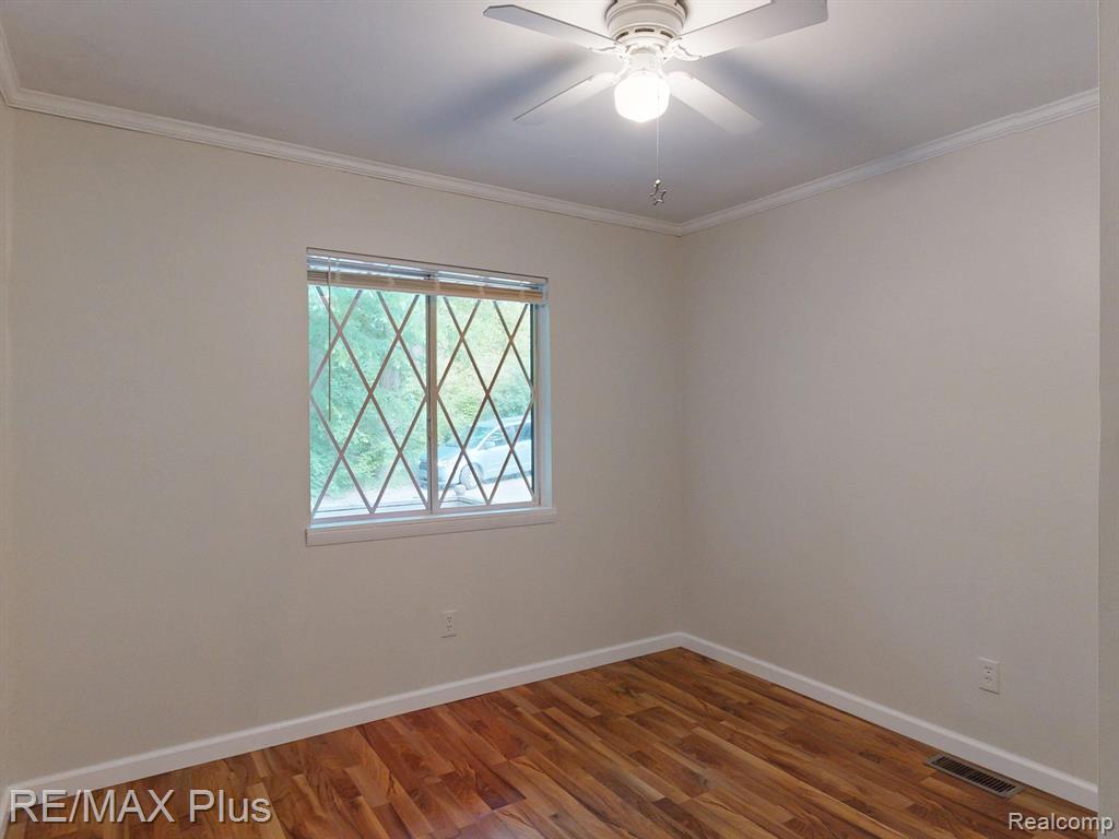 2047 Hickory Drive, Lapeer, MI 48446 — Photo 29