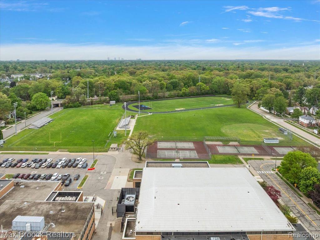 503 N WASHINGTON Avenue, Royal Oak, MI 48067 — Photo 44