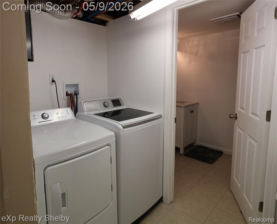 719 Sheryl Drive, Waterford, MI 48328 — Photo 29
