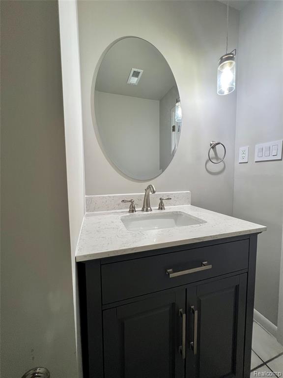 521 E UNIVERSITY Drive, Rochester, MI 48307 — Photo 18