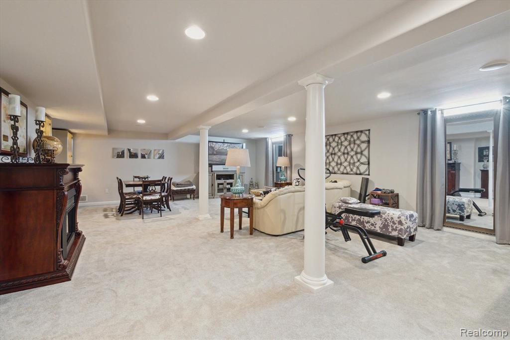 768 SOUTHFIELD Road, Birmingham, MI 48009 — Photo 37