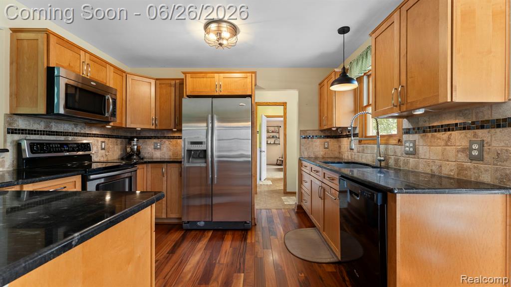 344 S Truhn Road, Fowlerville, MI 48836 — Photo 6