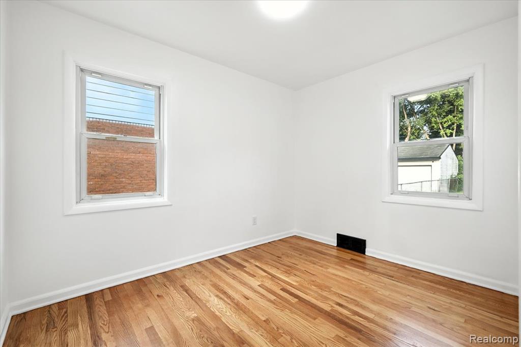 7445 Rockdale, Redford, MI 48239 — Photo 17