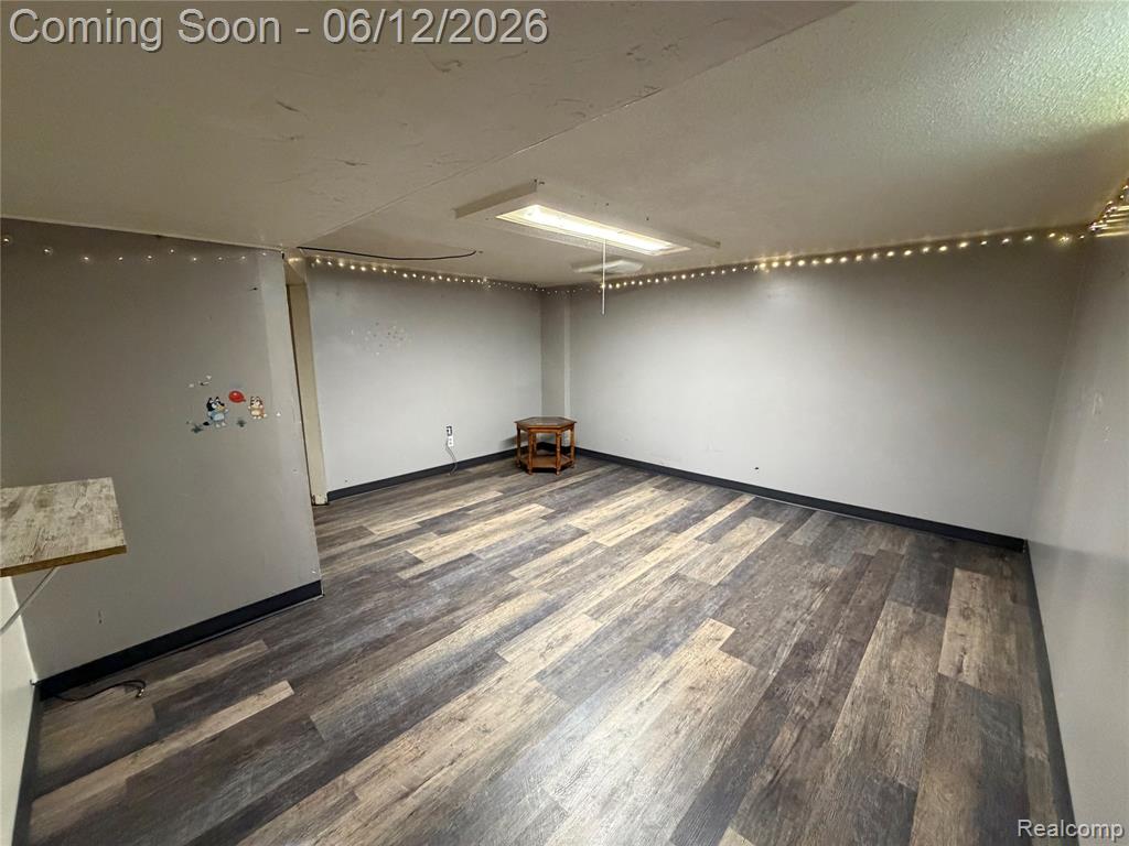 4230 CUSTER Avenue, Flint, MI 48507 — Photo 18