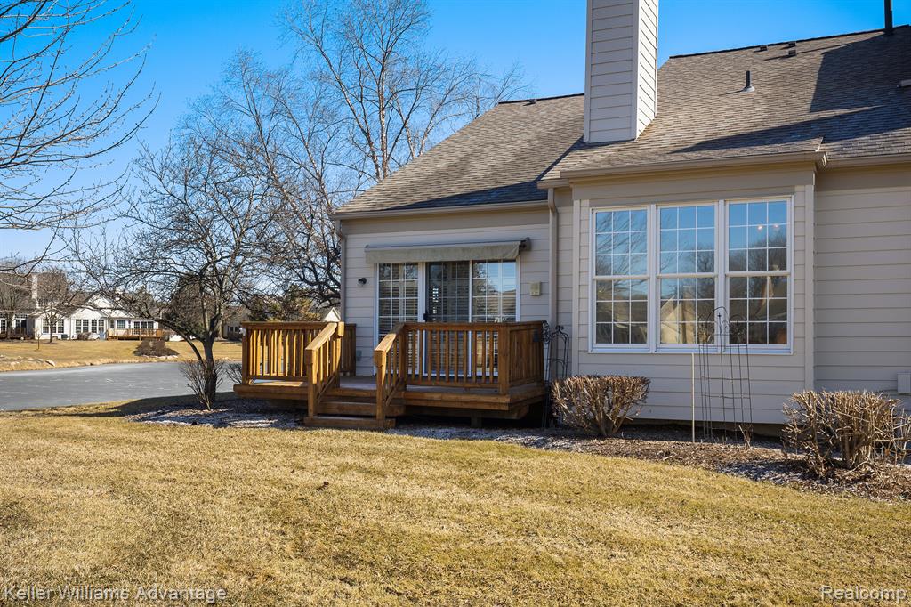 39547 CHAMPION Court, Northville, MI 48168 — Photo 6