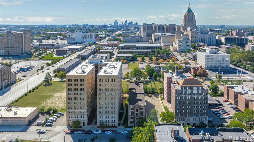 69 Seward Street, Detroit, MI 48202 — Photo 4