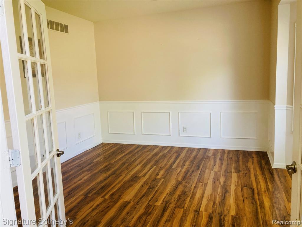 1070 Arthur Drive, Troy, MI 48083 — Photo 7