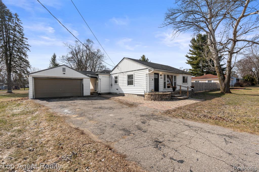 8608 Grace st Street, Shelby Twp, MI 48317 — Photo 29