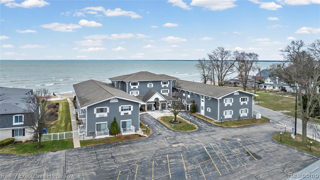 4500 Lakeshore Road, 20, Fort Gratiot, MI 48059 — Photo 18