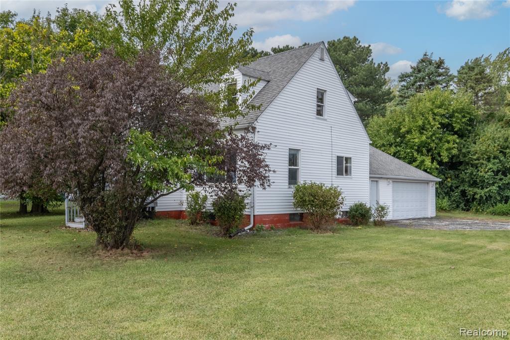 2028 Kochville Road, Saginaw, MI 48604 — Photo 19