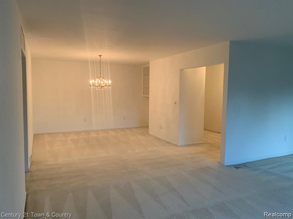 42160 E Woodward Avenue Avenue, 8, Bloomfield Hills, MI 48304 — Photo 9
