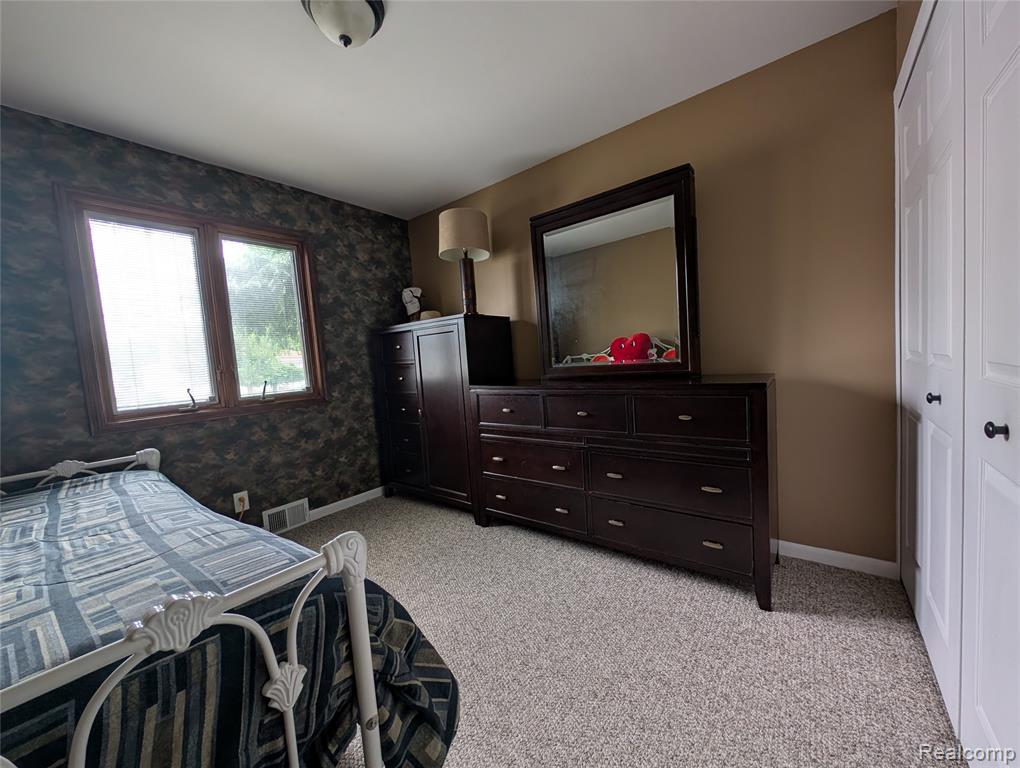 16318 Wellington Avenue, Roseville, MI 48066 — Photo 26