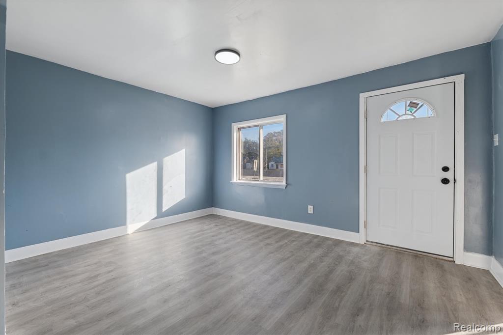 20107 Southfield Road, Detroit, MI 48235 — Photo 11