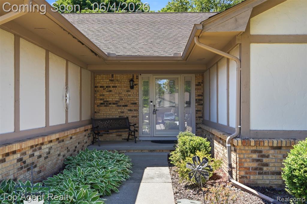 46519 Donahue Avenue, Macomb, MI 48044 — Photo 3