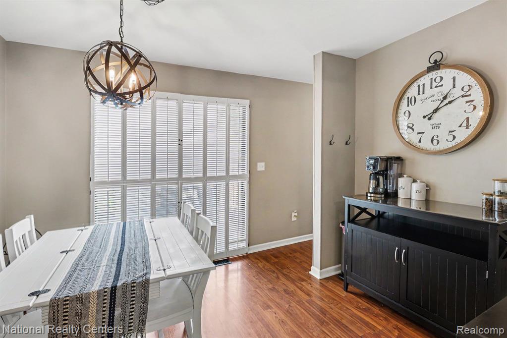 753 Oak Brook Ridge Drive, Rochester Hills, MI 48307 — Photo 2