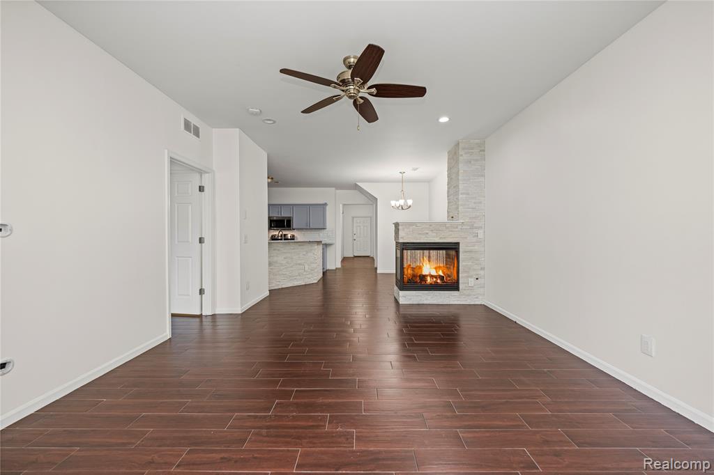 43270 Pendleton Circle, Sterling Heights, MI 48313 — Photo 16