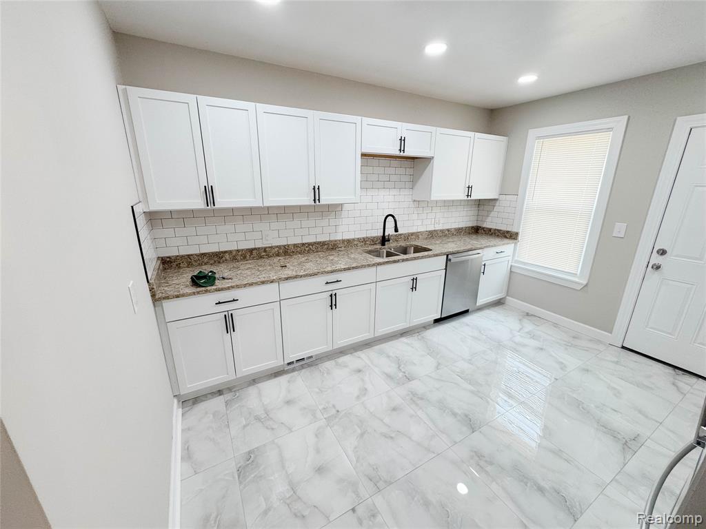 5380 Seminole Street, Detroit, MI 48213 — Photo 32