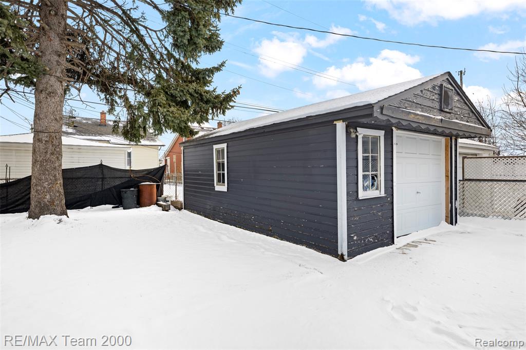 6244 Kendal Street, Dearborn, MI 48126 — Photo 25