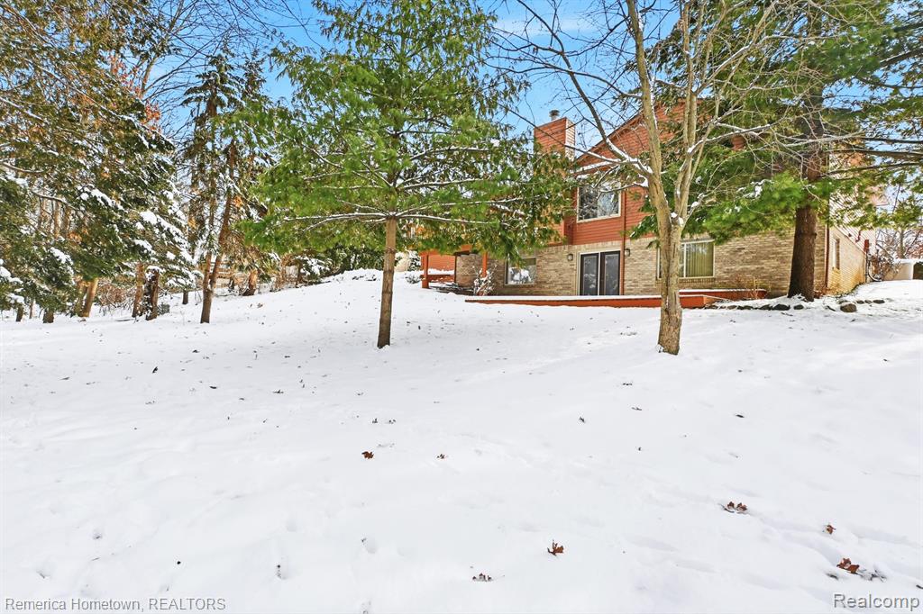 8930 Twin Lakes Drive, White Lake, MI — Photo 33