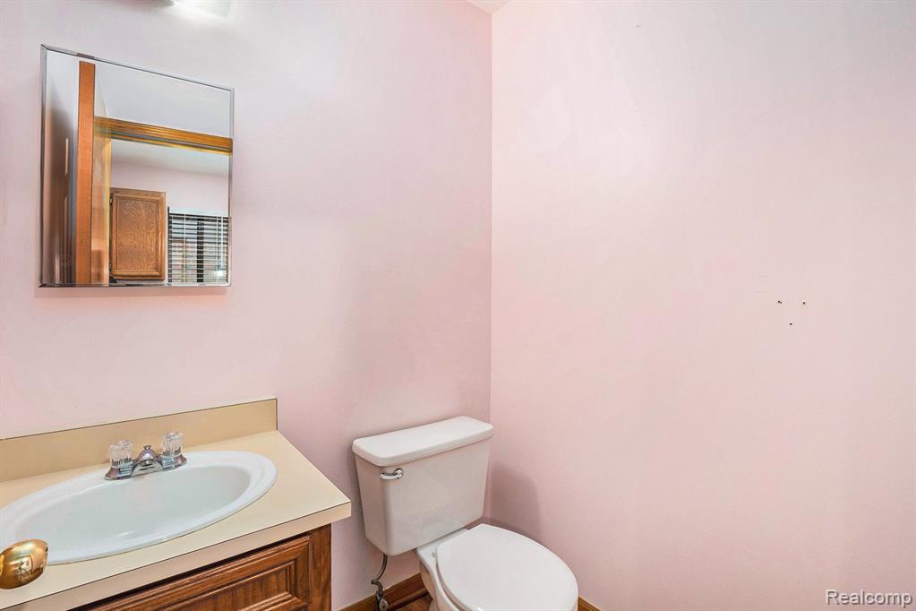 5434 Bowden Court, Warren, MI 48091 — Photo 12