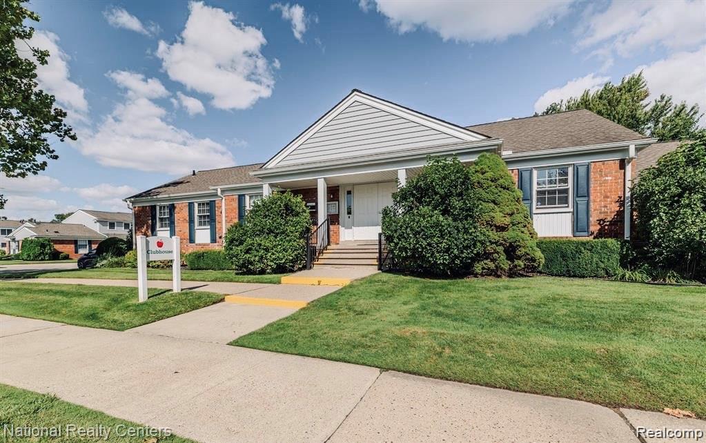 24825 Olde Orchard Street, Novi, MI — Photo 31