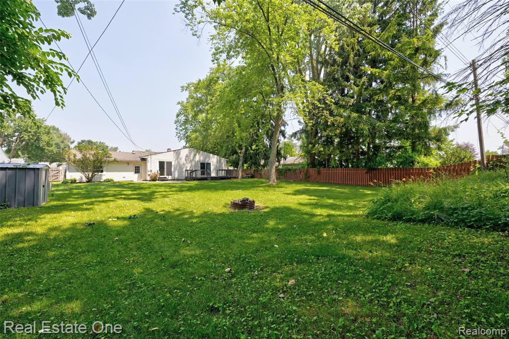 705 Richard Street, Holly, MI 48442 — Photo 44