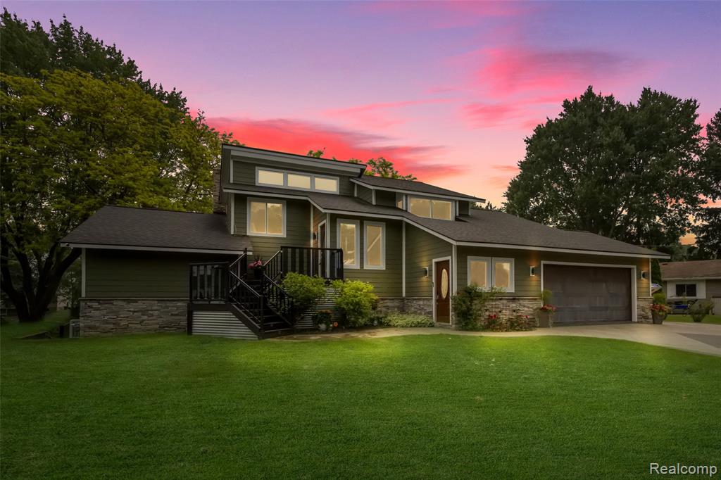3978 CHANDA, Highland, MI 48356 — Photo 2