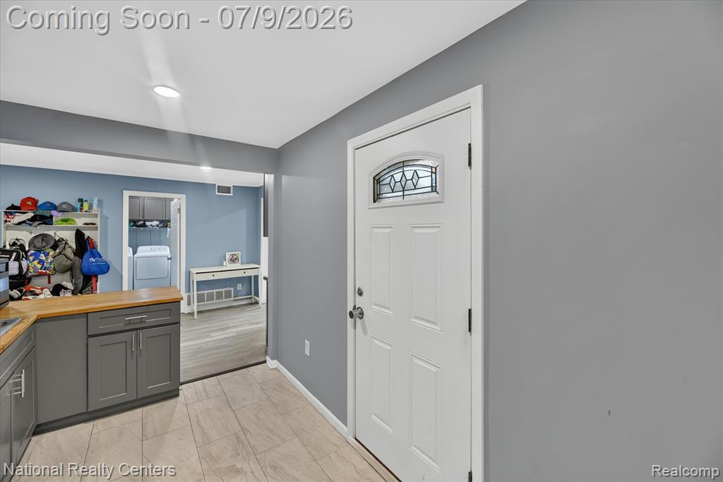 4714 Monterey Avenue, Clarkston, MI 48348 — Photo 7