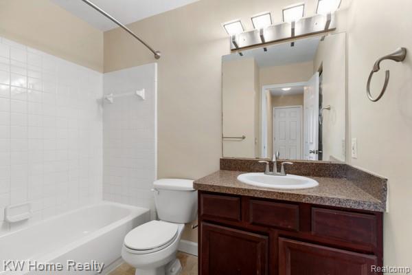 20791 Indian Creek Drive, 78, Farmington Hills, MI 48335 — Photo 17