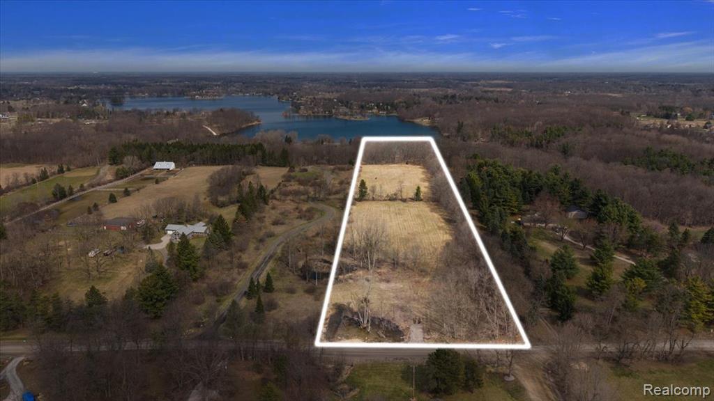10515 Horton Road, Goodrich Vlg, MI