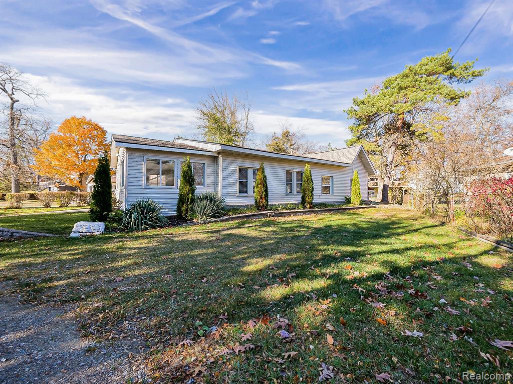 6340 ISLAND LAKE Drive, Brighton, MI 48116 — Photo 25