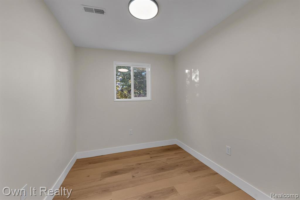 4316 Lakewood Street, Detroit, MI 48215 — Photo 12