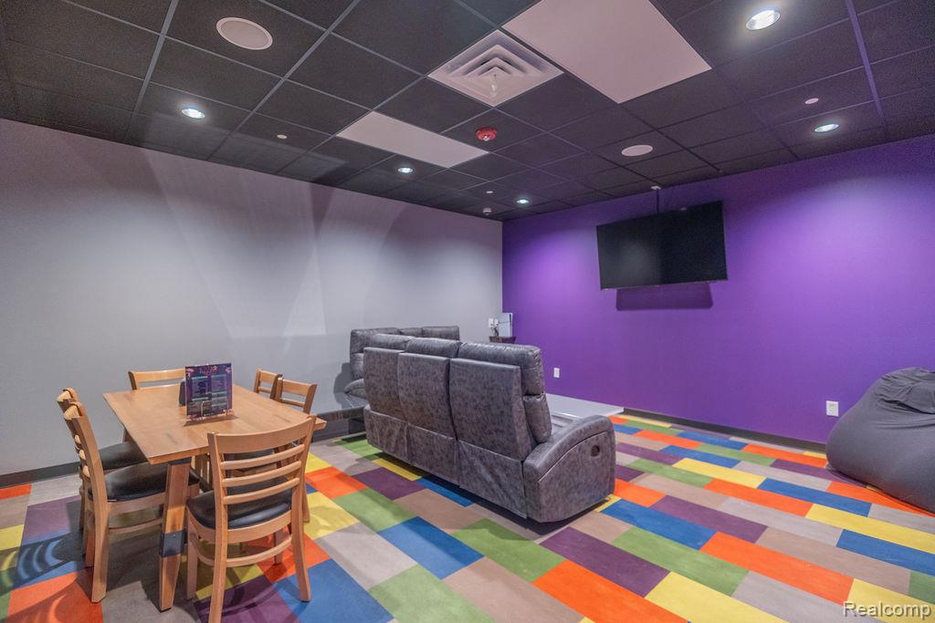 8845 Gratiot Road, Saginaw, MI, 48609