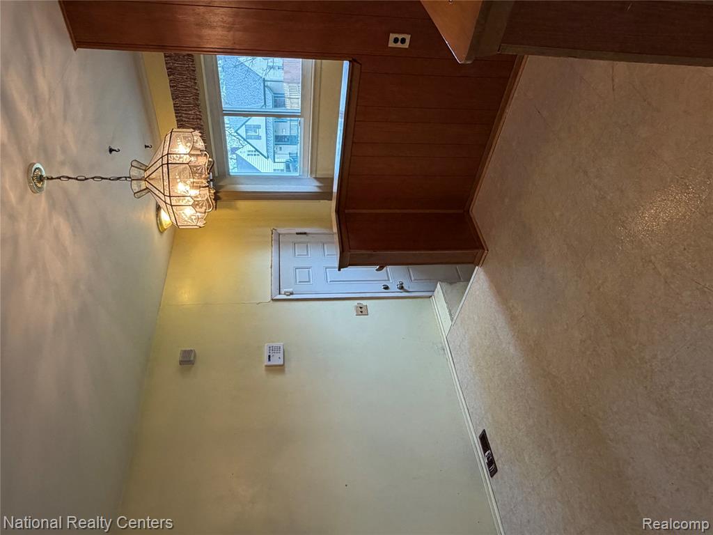 6836 Mansfield Street, Detroit, MI 48228 — Photo 12