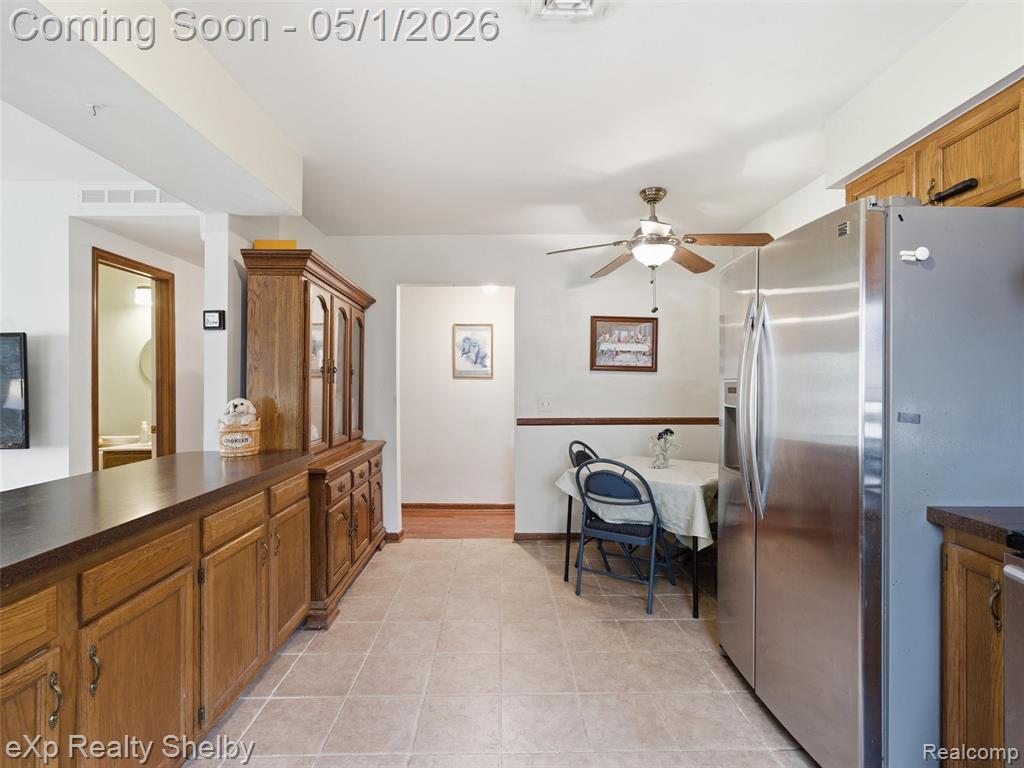 21660 Roosevelt Avenue, Farmington, MI 48336 — Photo 9