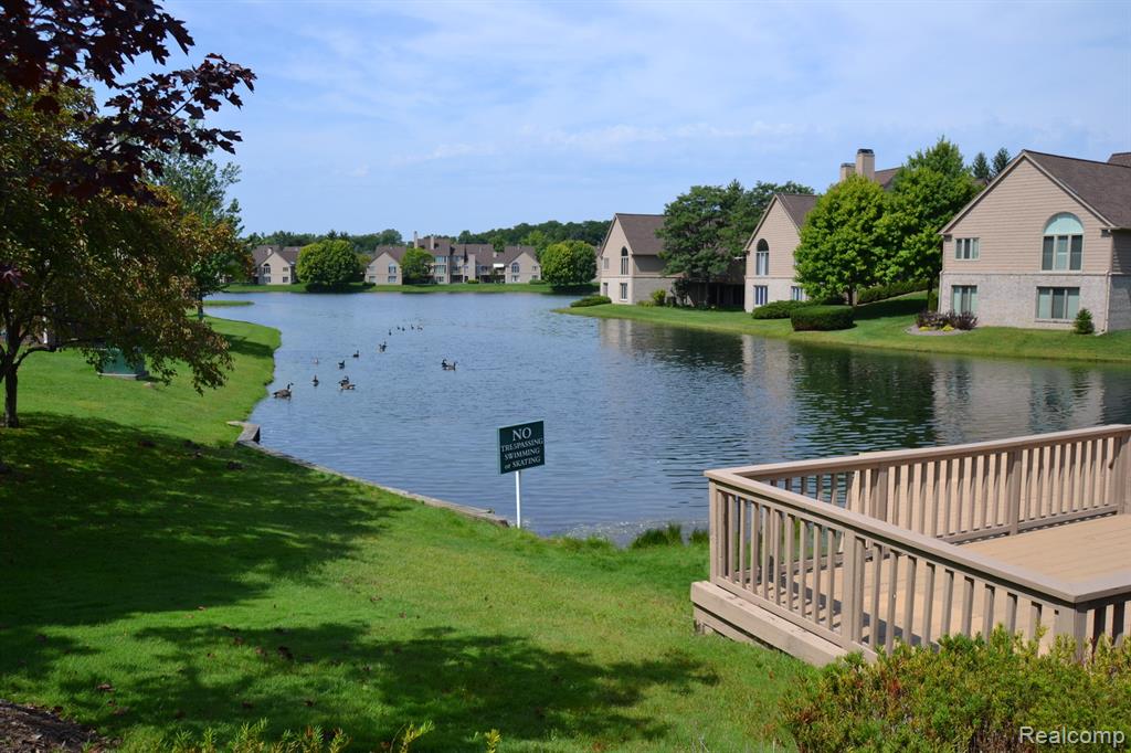 457 Cambridge Way, Bloomfield Hills, MI 48304 — Photo 50
