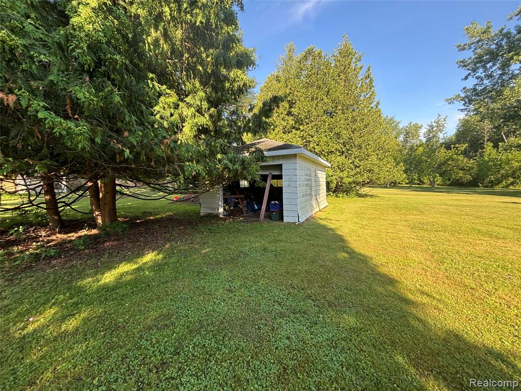 709 E Michigan Avenue E, Au Gres, MI 48703 — Photo 7