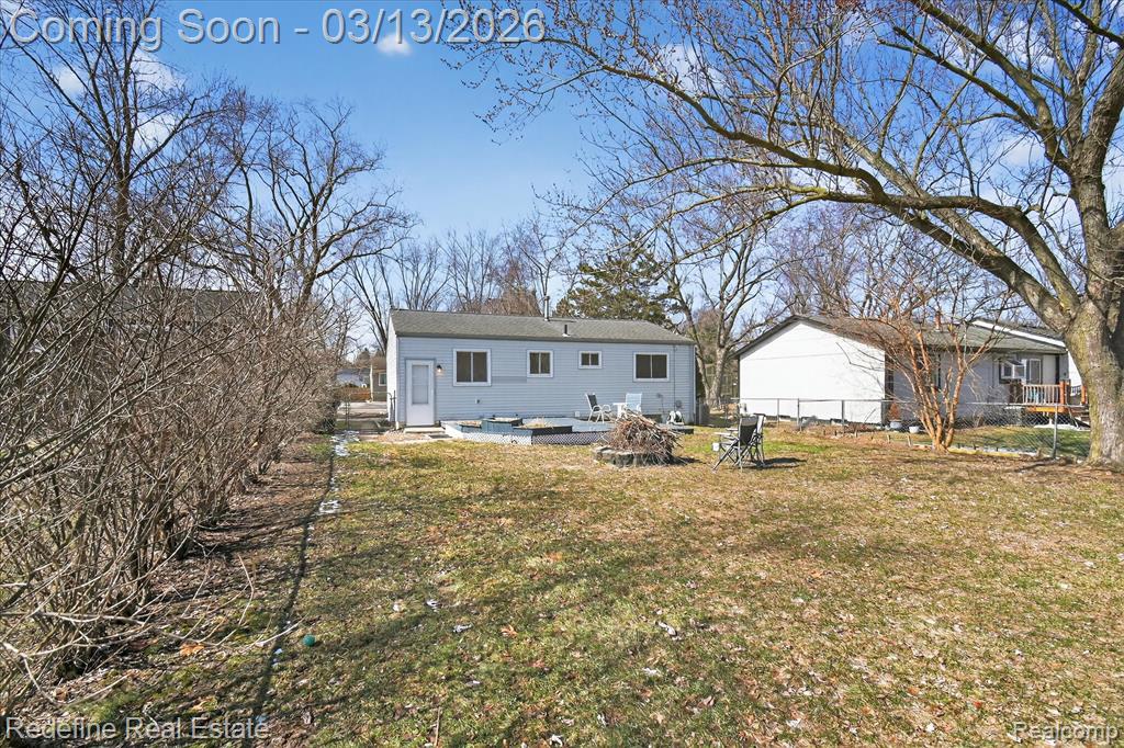 2236 Mentone Street, Wolverine Lake, MI 48390 — Photo 24