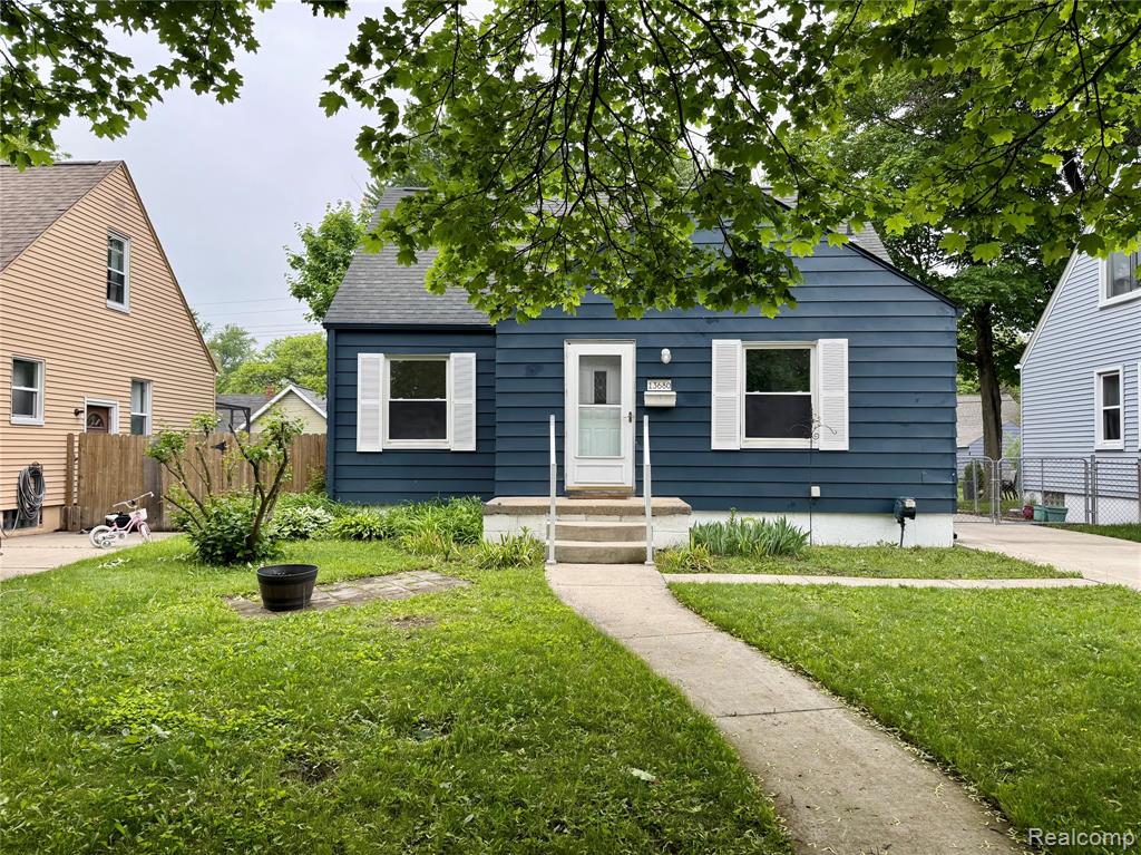 13680 Borgman Street, Oak Park, MI 48237 — Photo 24