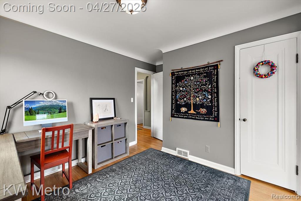 1830 Stanhope Street, Grosse Pointe Woods, MI 48236 — Photo 20