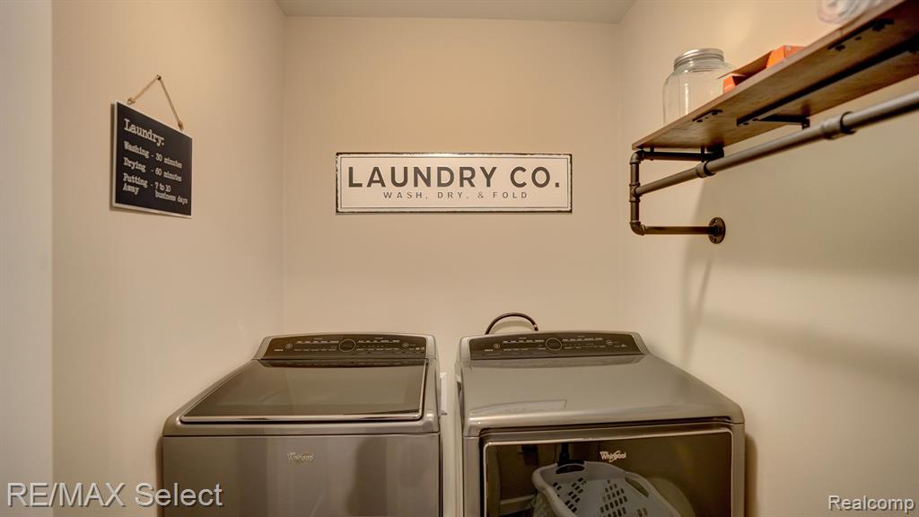 7115 GLENMEADOW Court, Grand Blanc, MI 48439 — Photo 20