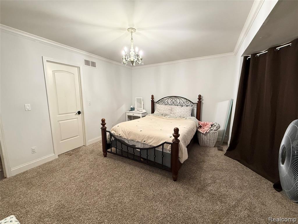 46557 Glen Pointe Drive, Utica, MI 48315 — Photo 36