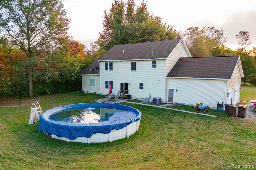 28101 Elwell Road, Belleville, MI 48111 — Photo 37