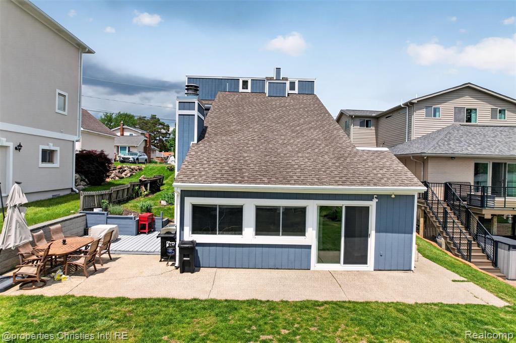 10219 Lakeside Drive, White Lake, MI — front exterior