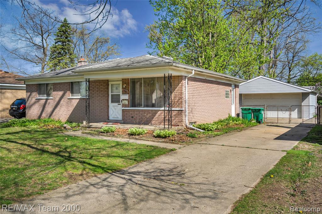 33622 Bock Street, Garden City, MI