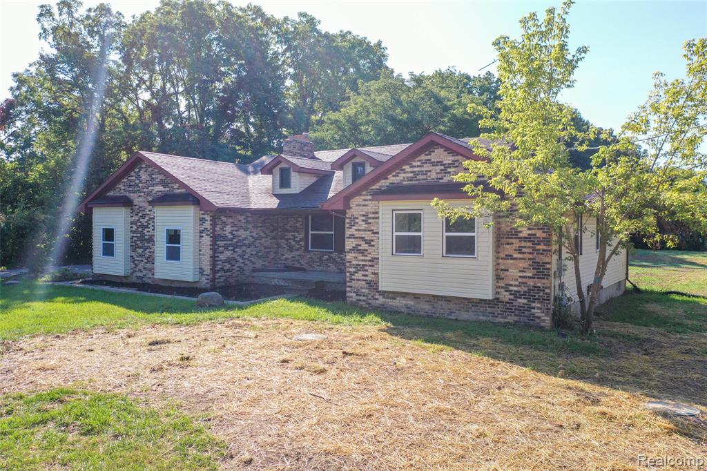 11120 Green Road, Goodrich Vlg, MI — Photo 22