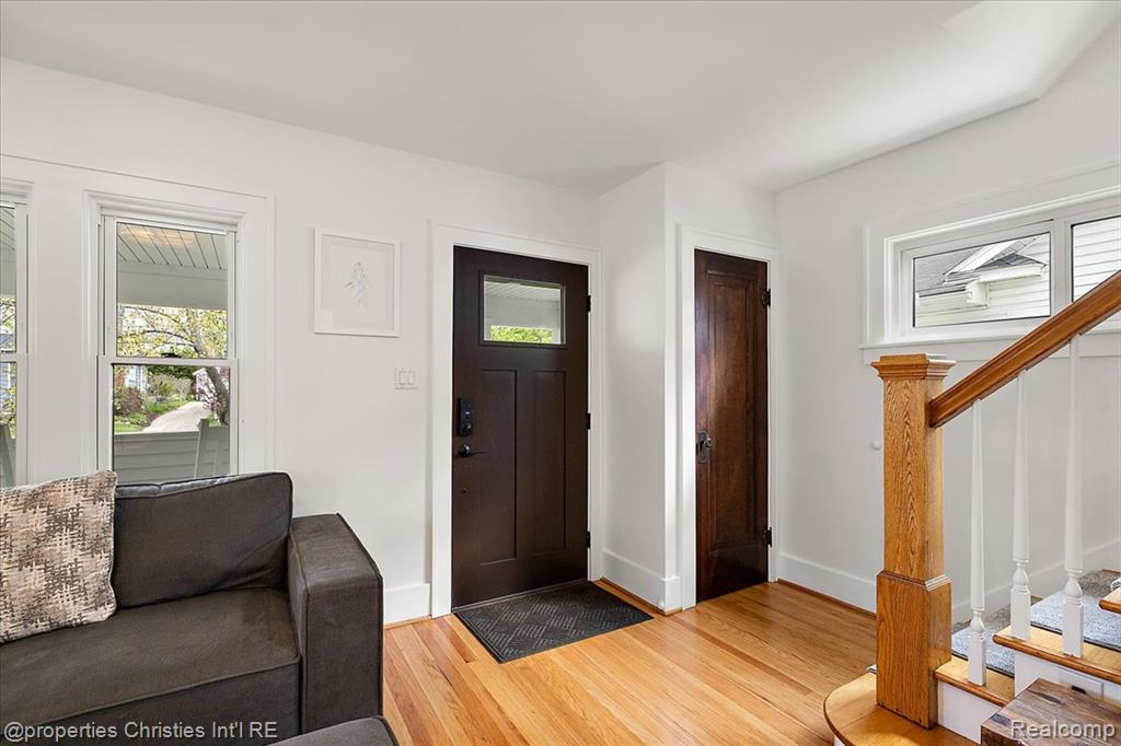 917 Maplegrove Avenue, Royal Oak, MI 48067 — Photo 25