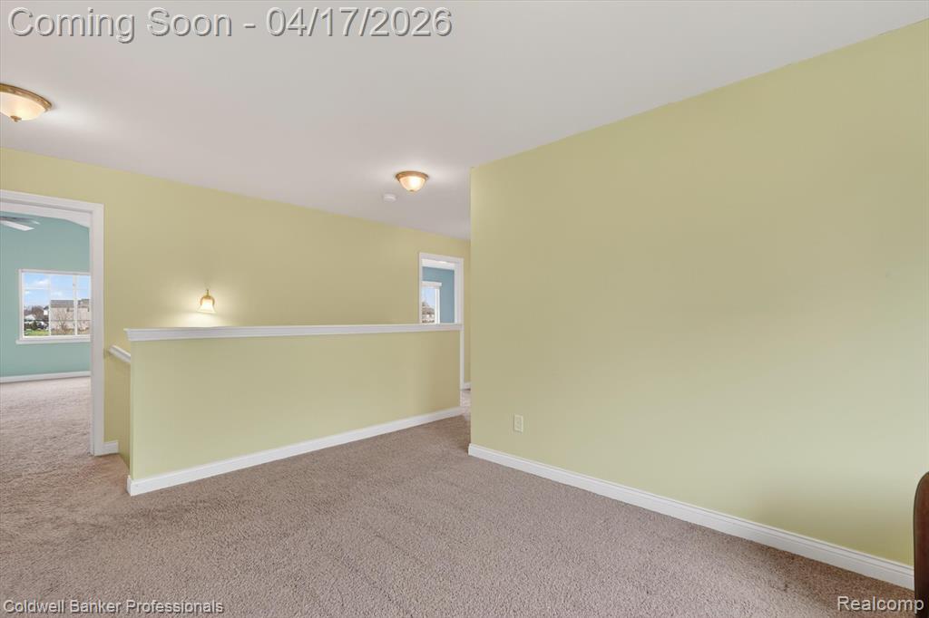 8314 Peninsula Circle, Grand Blanc, MI 48439 — Photo 33